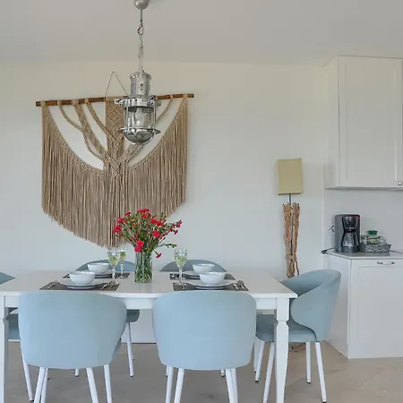 Perlowy Z Bezposrednim Widokiem Na Morze- Nadmorski Luksus Apartamento Ustronie Morskie