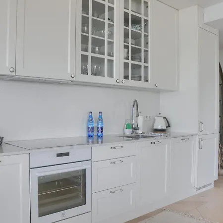 Perlowy Z Bezposrednim Widokiem Na Morze- Nadmorski Luksus Apartamento