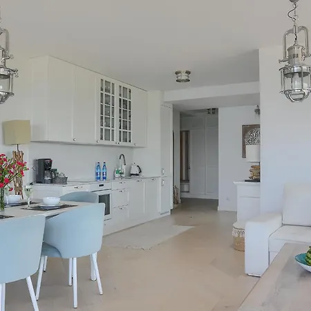 Perlowy Z Bezposrednim Widokiem Na Morze- Nadmorski Luksus Apartamento