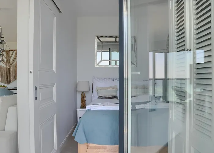 Apartment Perlowy Z Bezposrednim Widokiem Na Morze- Nadmorski Luksus Ustronie Morskie