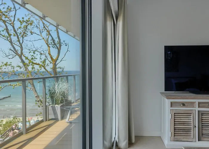 Perlowy Z Bezposrednim Widokiem Na Morze- Nadmorski Luksus Apartment